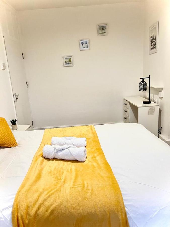 Canary Wharf Holiday Rooms Londres Exterior foto
