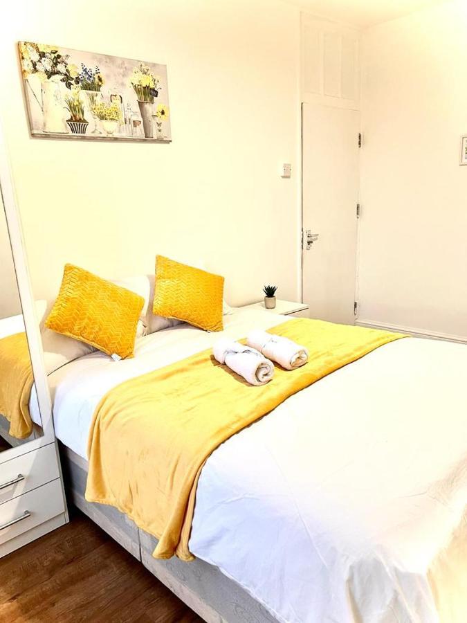 Canary Wharf Holiday Rooms Londres Exterior foto
