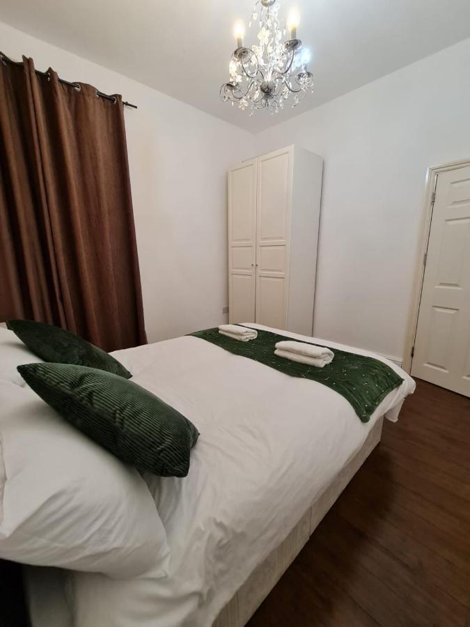 Canary Wharf Holiday Rooms Londres Exterior foto